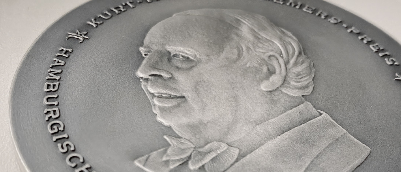 © Singkha Grabowsky