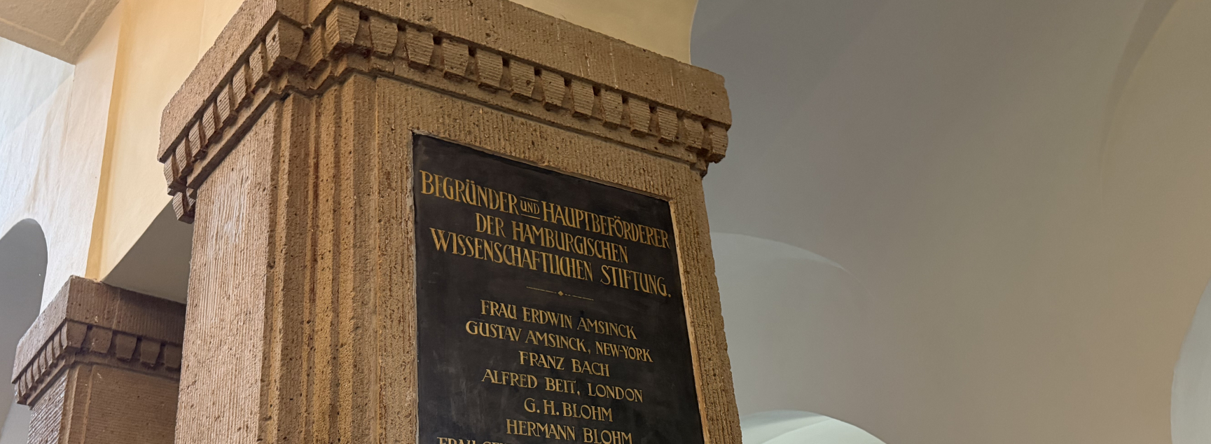 © Singkha Grabowsky